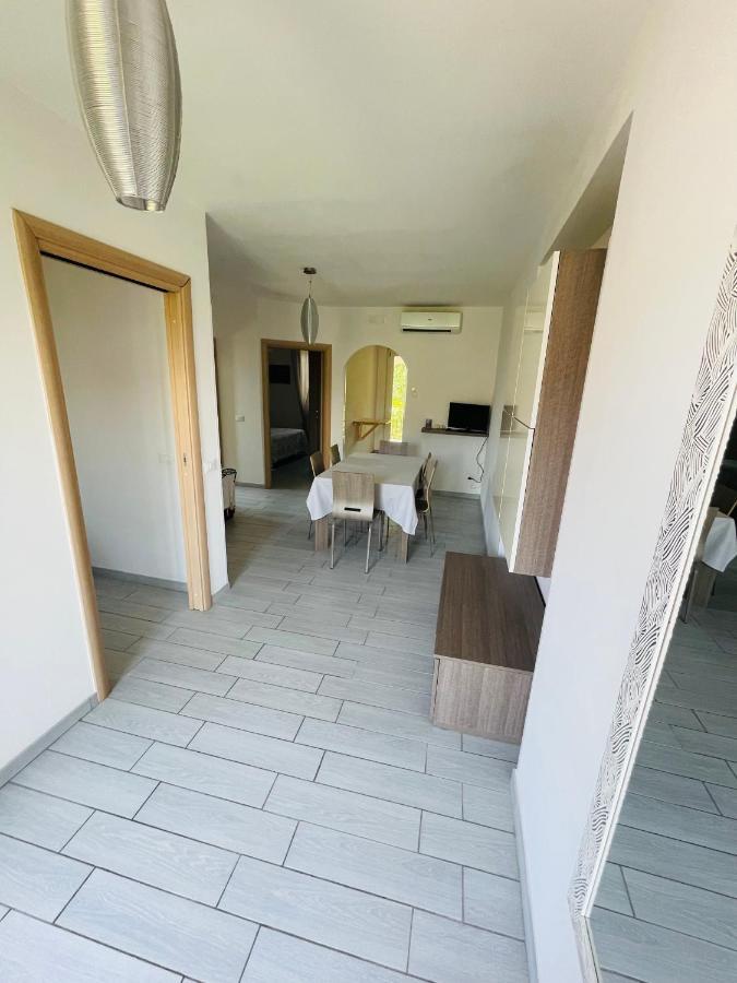 דירות פונדי La Casa Di Nonna Attilia מראה חיצוני תמונה